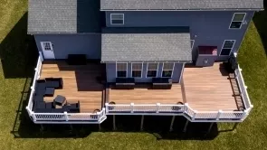 Fiberon Composite Ipe Deck with Fiberon Composite Chestnut Borders