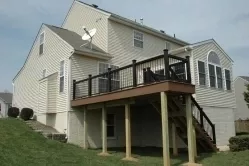 Contrasting Color with House