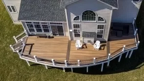 700 square foot circular deck