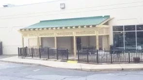 Clients and Shoppers Enjoy Outdoor Seating